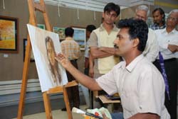 Demonstration of Painting by Sanjay Shelar & Khilchand Chaudhary