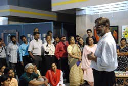 Demonstration of Painting by Sanjay Shelar & Khilchand Chaudhary