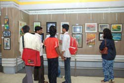 Demonstration of Painting by Sanjay Shelar & Khilchand Chaudhary