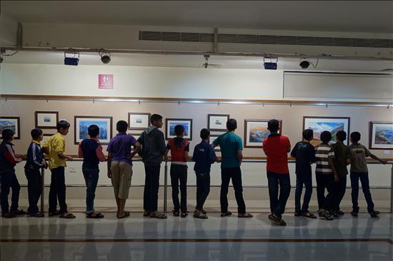 Visit of schoolchildren to the show