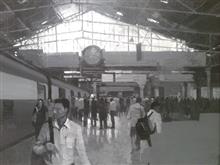 Mumbai Diary - 7, painting by Anwar Husain, Acrylic on Canvas, 30 x 40 inches 