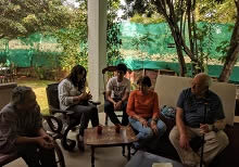 Chai pe charcha - Guests chatting over a cup of tea at Indiaart Gallery, Pune
(L to R) Dr. Mihir Arjunwadkar, Rebecca McNanee, Aalok Sathe, Anne Landes, Mr. Landes