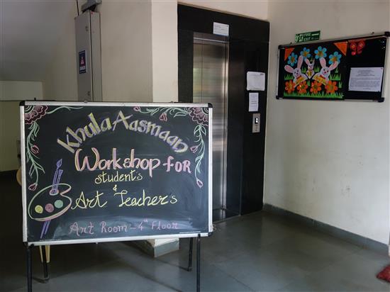 Khula Aasmaan workshop at New English Medium School, Pune