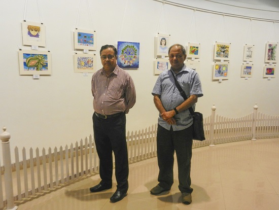  (L to R) Ashok Panvalkar, Milind Sathe at Khula Aasmaan exhibition at Mumbai - October 2017