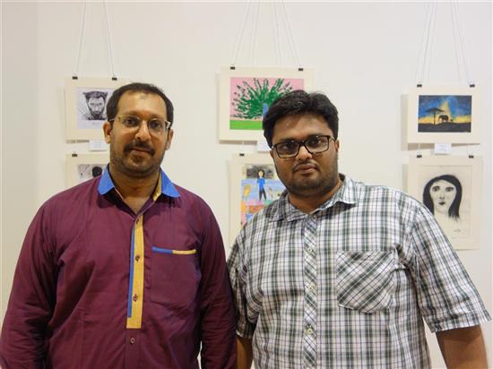 Jayesh Thakkar with Gaurav Kulkarni at Khula Aasmaan exhibition at Mumbai - October 2017 
