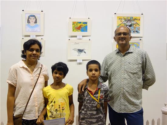 Ojas and Abha Chincholi with parents at Khula Aasmaan exhibition at Mumbai - October 2017 