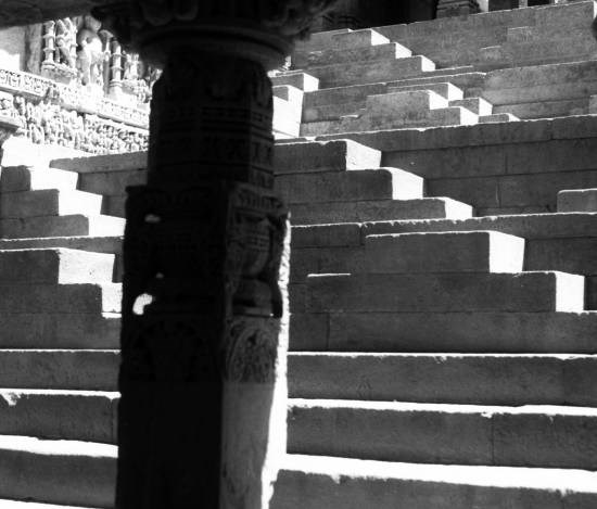 Queen's Stepwell, Patan - 3, photograph by Ar Y D Pitkar