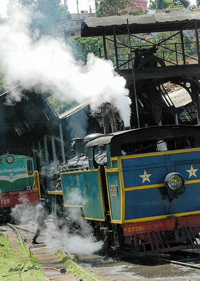 Steam locomotive at Coonoor, photograph by Milind Sathe