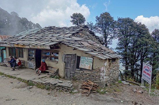 Sweets shop at Jalori Pass, photograph by Milind Sathe