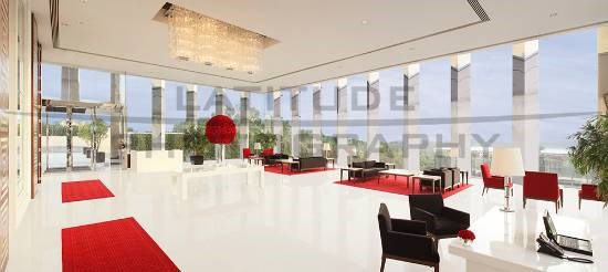 Oberoi Gurgaon lobby, photograph by Ali Rangoonwalla