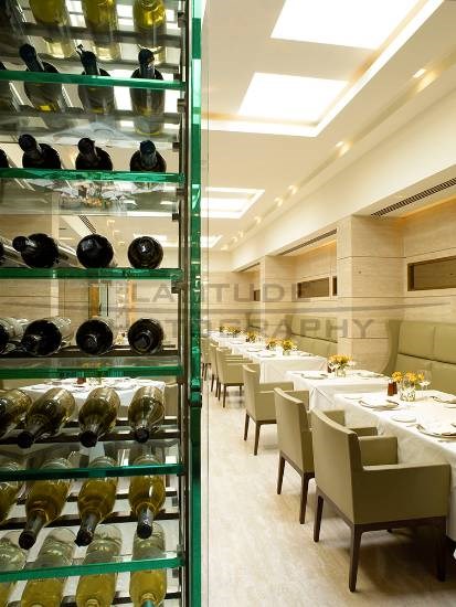 TOND Travetino Bottle, photograph by Ali Rangoonwalla