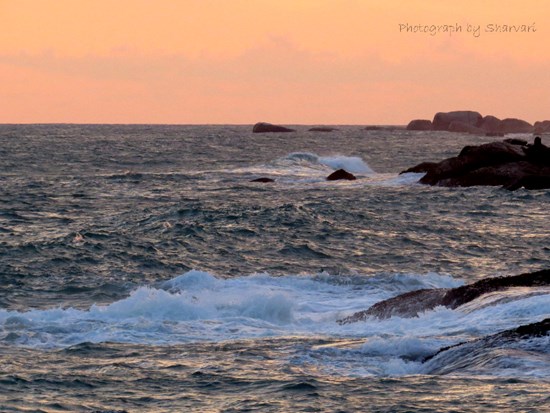 The Ocean, painting by Sharvari Pradeep Kulkarni