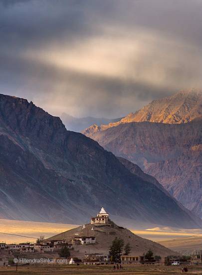Photograph by Hitendra Sinkar - Dusty Evening, Padum