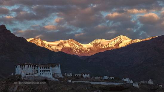 Photograph by Hitendra Sinkar - Stok range at dawn, Stok