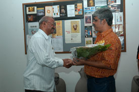 Inauguration of Exhibition by Chandramohan Kulkarni