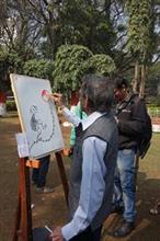 S. D. (Shi Da) Phadnis at work