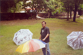 Achyut Palav at Indiaart Gallery for calligraphy demonstration