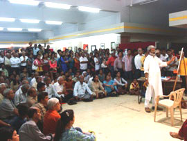 Demonstration of Portrait painting by Vasudeo Kamath