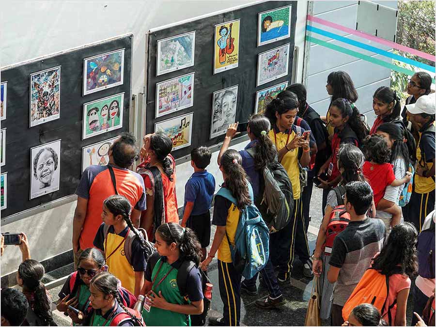 Art exhibition by Khula Aasmaan at IISER, Pune